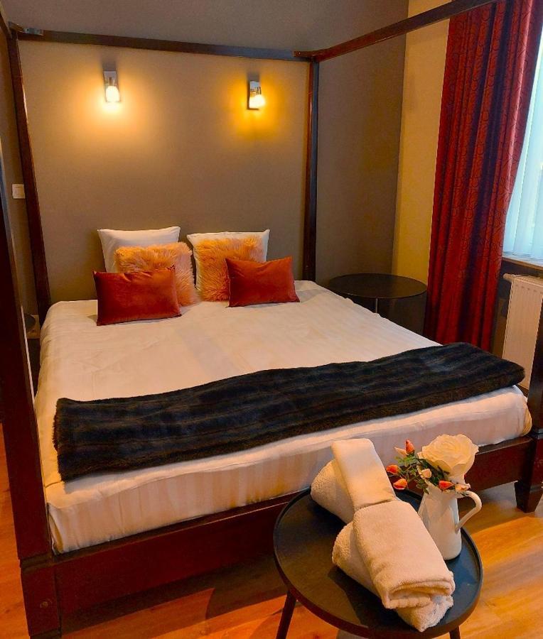 Hotel Mezonvin Antwerpen Bagian luar foto